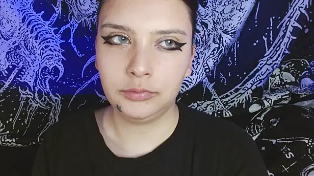 mikaskullcs online show from November 2025 09:25:02 PM