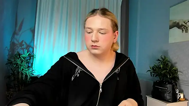 Snapshot of Jes_Solar chatting on October 2025 11:30:01 AM Jes Solar online show from October 2025 11:30:01 AM