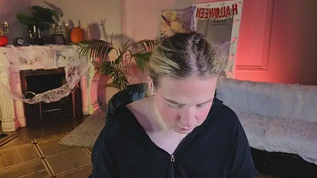 Snapshot of Jes_Solar chatting on November 2025 09:50:02 PM Jes Solar online show from November 2025 09:50:02 PM