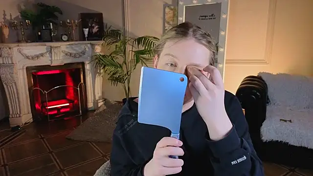 Snapshot of Jes_Solar chatting on November 2025 10:09:02 PM Jes Solar online show from November 2025 10:09:02 PM