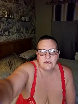 MissQueenBeex online show from March 2026 09:04:02 PM