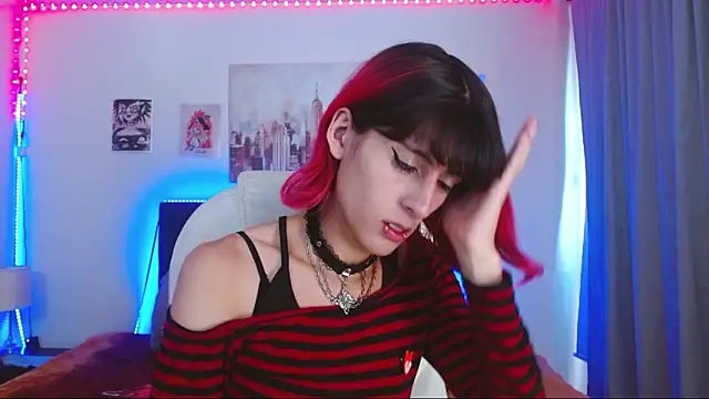 Snapshot of goth_minerva chatting on December 2025 01:38:02 PM goth minerva online show from December 2025 01:38:02 PM