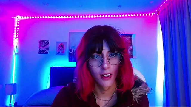 Snapshot of goth_minerva chatting on December 2025 01:20:02 PM goth minerva online show from December 2025 01:20:02 PM