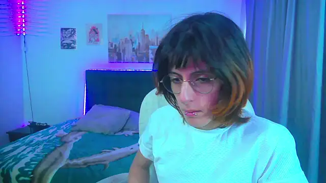 Snapshot of goth_minerva chatting on June 2026 01:34:02 PM goth minerva online show from June 2026 01:34:02 PM