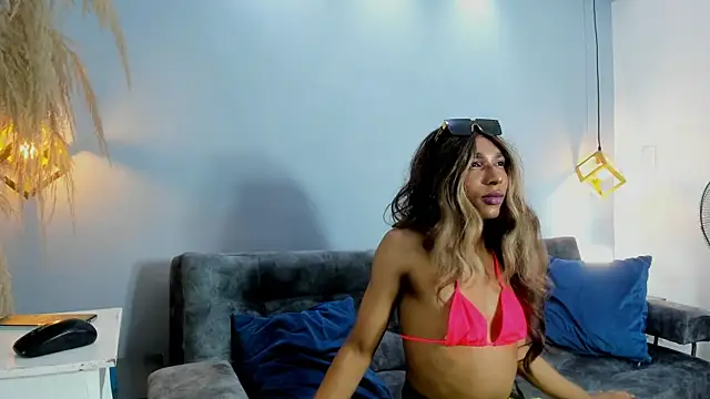 Snapshot of Electtra_Scretch chatting on March 2025 04:03:01 AM Electtra Scretch online show from March 2025 04:03:01 AM