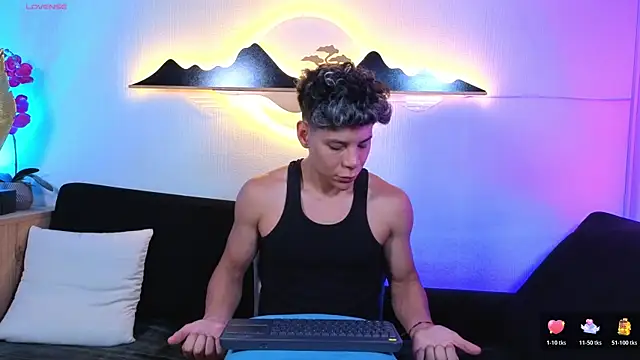 Almiboys online show from April 2026 01:17:02 AM