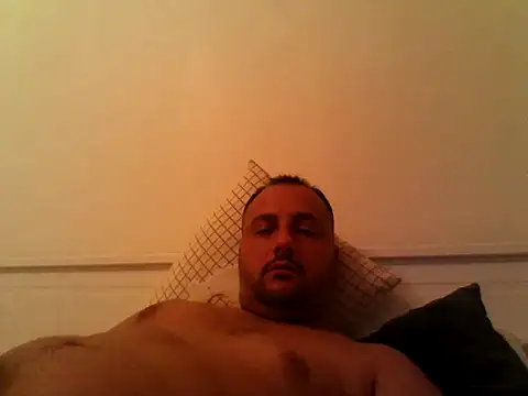 Snapshot of hotmalerobinson1 chatting on October 2025 08:19:01 PM hotmalerobinson1 online show from October 2025 08:19:01 PM