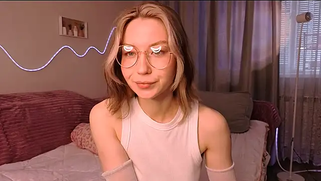 Snapshot of Lilo_Sims chatting on September 2025 04:45:02 AM Lilo Sims online show from September 2025 04:45:02 AM