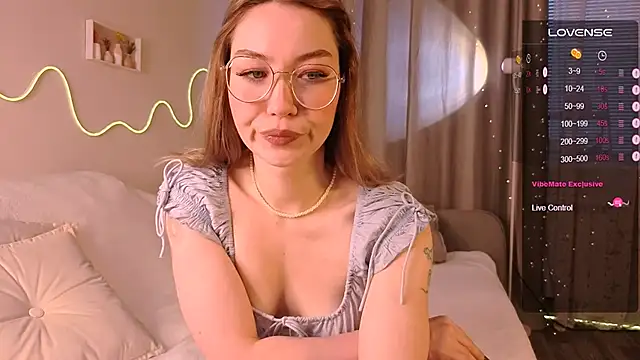 Snapshot of Lilo_Sims chatting on November 2025 02:33:01 AM Lilo Sims online show from November 2025 02:33:01 AM