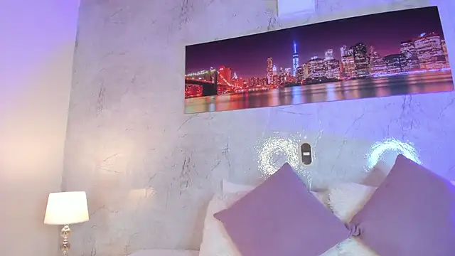 zaraquiinn online show from December 2025 02:24:02 PM