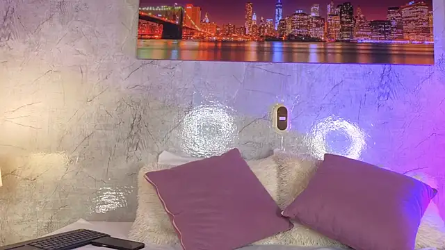 zaraquiinn online show from February 2026 02:06:01 PM