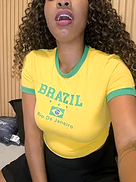 Snapshot of Angel_tammy chatting on December 2025 09:32:01 PM Angel tammy online show from December 2025 09:32:01 PM