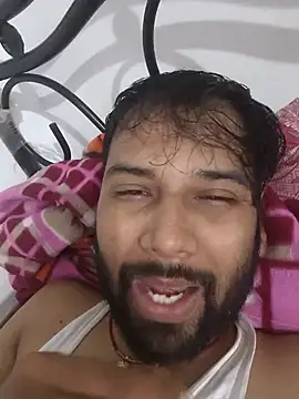 Snapshot of UAjit chatting on September 2025 05:07:01 PM UAjit online show from September 2025 05:07:01 PM