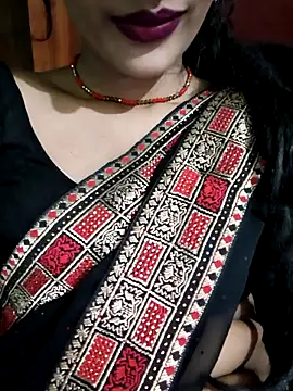 Snapshot of Eshwari_Chopra chatting on October 2025 03:05:02 AM Eshwari Chopra online show from October 2025 03:05:02 AM