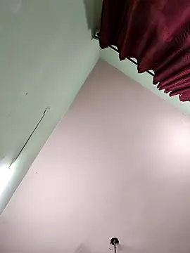 Snapshot of Eshwari_Chopra chatting on October 2025 03:48:02 AM Eshwari Chopra online show from October 2025 03:48:02 AM