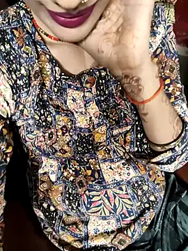 Snapshot of Eshwari_Chopra chatting on October 2025 03:23:02 PM Eshwari Chopra online show from October 2025 03:23:02 PM