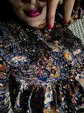 Snapshot of Eshwari_Chopra chatting on October 2025 04:07:02 PM Eshwari Chopra online show from October 2025 04:07:02 PM