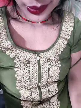 Snapshot of Eshwari_Chopra chatting on November 2025 01:55:01 PM Eshwari Chopra online show from November 2025 01:55:01 PM