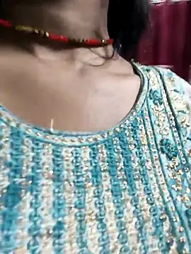 Snapshot of Eshwari_Chopra chatting on November 2025 03:48:01 AM Eshwari Chopra online show from November 2025 03:48:01 AM