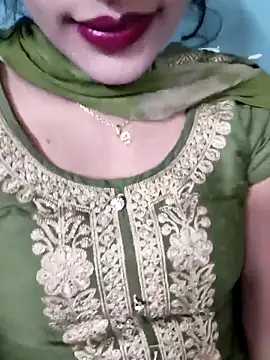 Snapshot of Eshwari_Chopra chatting on November 2025 05:39:01 AM Eshwari Chopra online show from November 2025 05:39:01 AM