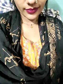 Snapshot of Eshwari_Chopra chatting on November 2025 03:52:01 AM Eshwari Chopra online show from November 2025 03:52:01 AM