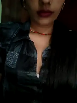 Snapshot of Eshwari_Chopra chatting on May 2026 02:38:01 AM Eshwari Chopra online show from May 2026 02:38:01 AM