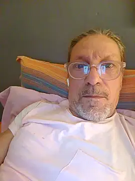 Deddyitalia3p online show from October 2025 09:57:02 PM