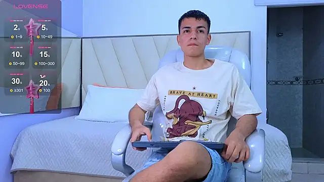 Snapshot of Hotboy21_ chatting on September 2025 03:31:01 AM Hotboy21 online show from September 2025 03:31:01 AM