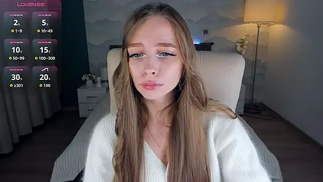 Amy Waynee online show from September 2025 06:53:02 PM