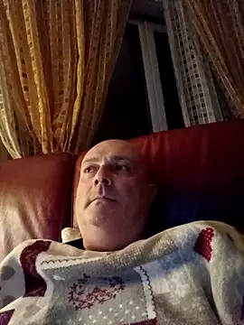 Alexis Bull online show from December 2025 12:04:02 AM