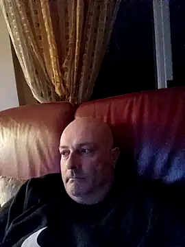 Alexis Bull online show from December 2025 11:43:02 PM