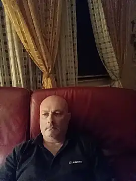Alexis Bull online show from June 2026 11:53:02 PM