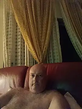 Alexis Bull online show from July 2026 10:46:01 PM