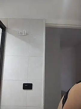 carlafox05 online show from February 2026 10:19:01 PM