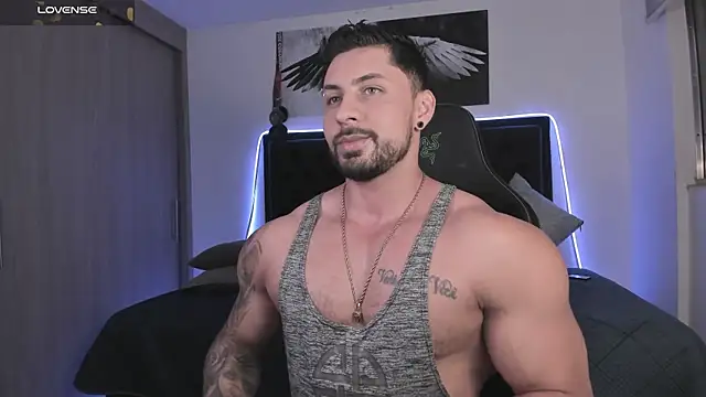 santi aesthetic online show from April 2026 11:31:02 PM