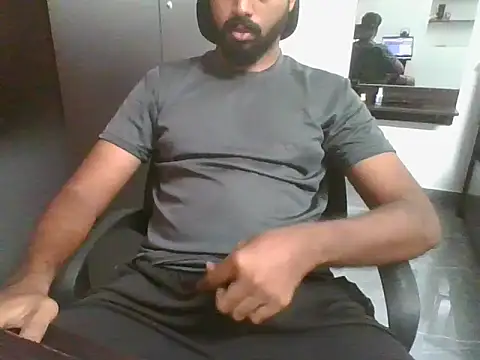 lovelyakash69 online show from October 2025 04:23:02 AM