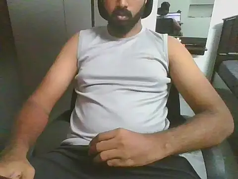 lovelyakash69 online show from November 2025 05:44:01 AM