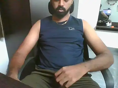 lovelyakash69 online show from January 2026 05:22:01 AM