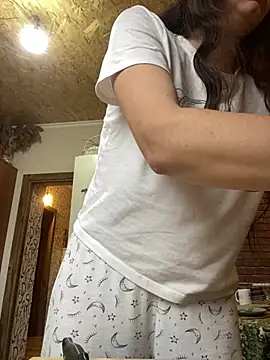 Snapshot of MariannaSida chatting on February 2026 06:12:02 AM MariannaSida online show from February 2026 06:12:02 AM