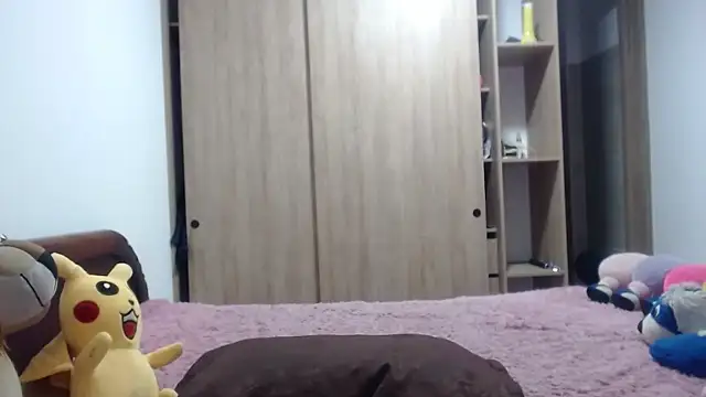 Snapshot of MeliSweet chatting on November 2025 04:43:02 AM MeliSweet online show from November 2025 04:43:02 AM