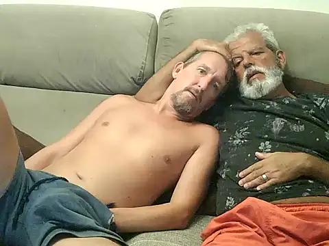 CasalcwBR online show from April 2026 01:17:02 AM