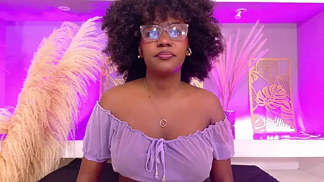 Snapshot of RachelStonne chatting on November 2025 02:06:02 PM RachelStonne online show from November 2025 02:06:02 PM