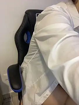 Monella123 online show from April 2026 04:12:02 PM