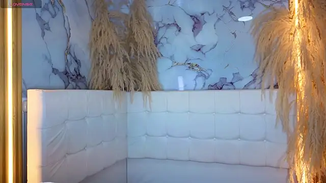 Cerecitaa02  online show from April 2026 01:42:02 AM