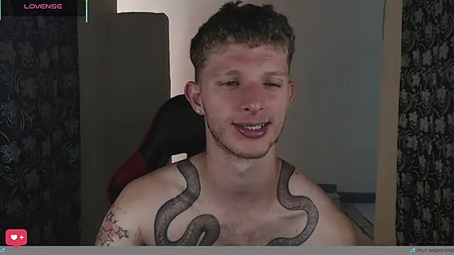 Snapshot of andrewxbi chatting on July 2026 02:25:02 PM andrewxbi online show from July 2026 02:25:02 PM