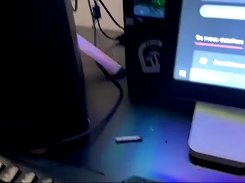 Snapshot of bigrosa21cm chatting on October 2025 10:17:02 PM bigrosa21cm online show from October 2025 10:17:02 PM