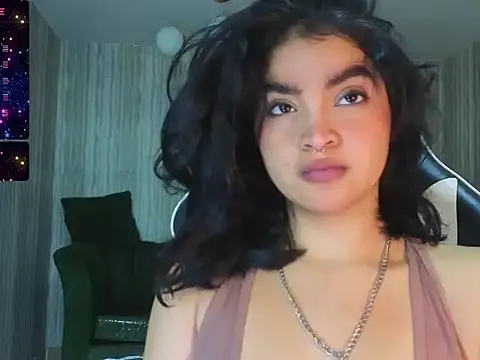 clementine t online show from November 2025 01:07:02 PM