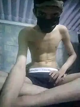 HannanKhan25 online show from October 2025 01:39:01 PM