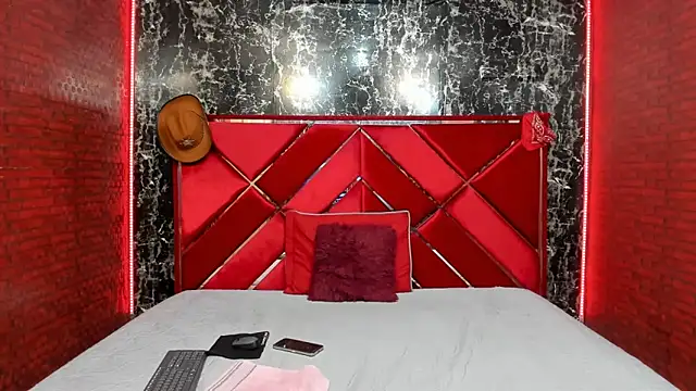 Snapshot of WALESKABBW_ASS chatting on November 2025 12:15:02 PM WALESKABBW ASS online show from November 2025 12:15:02 PM