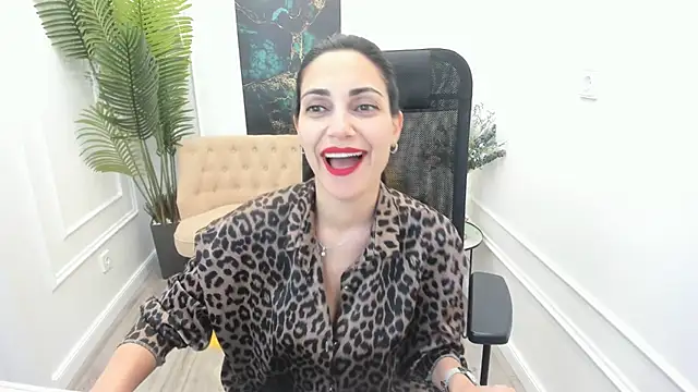 Snapshot of AllaYerty chatting on November 2025 07:23:02 PM AllaYerty online show from November 2025 07:23:02 PM